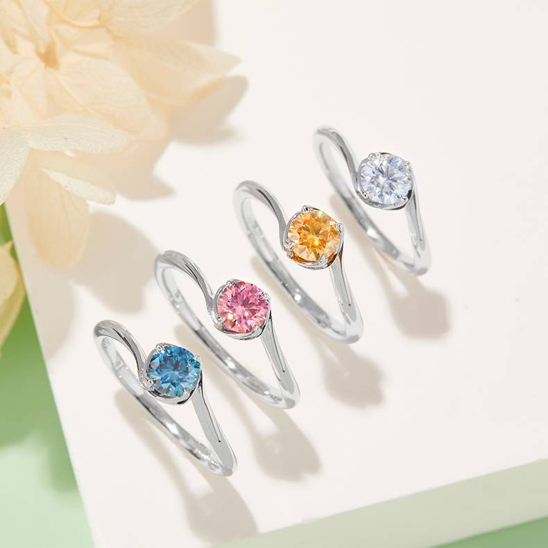 扭臂花蕾S925银镀白金MoissaniteWomen's Ring50分D级